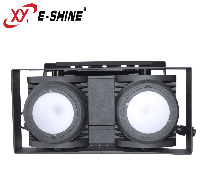 XY-LED 2100GF兩眼防水觀眾燈